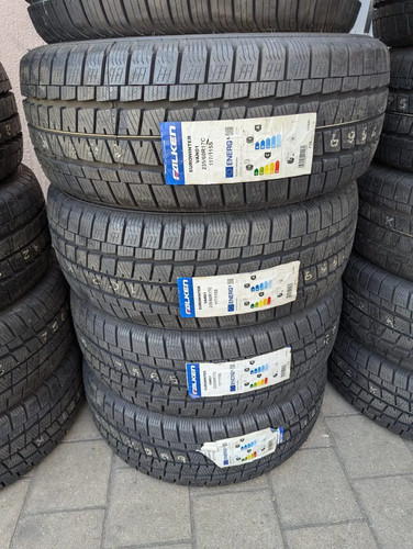Winterreifen 235 r17c - 235/60,